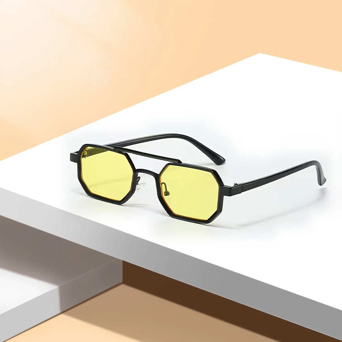 Stylish Metal Sunglasses with Dual-Tone Frame - Gradient Blue Lenses, Square Shape, Modern Fashion Accessory image 3