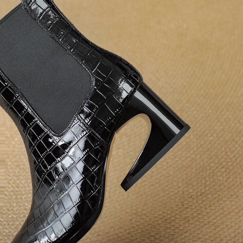 Women's New Leather Embossed Pattern Cowhide Pointed High Heels With Irregular and Retro Chelsea Short Boots Fashion Boots - view 5