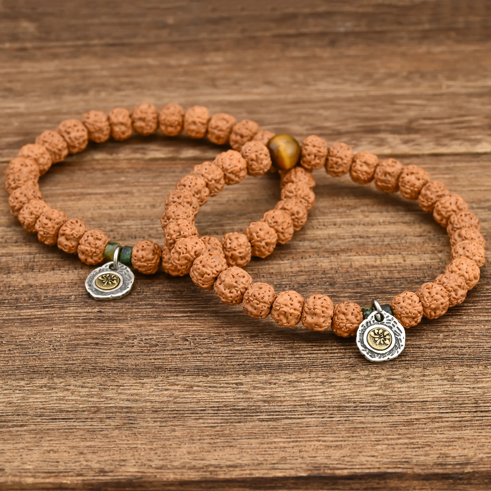 8MM Original 5 Mukhi Rudraksha Bracelets Copper Lotus Charm Beads Buddhist Prayer Meditation Elastic Cord Bracelet view 3