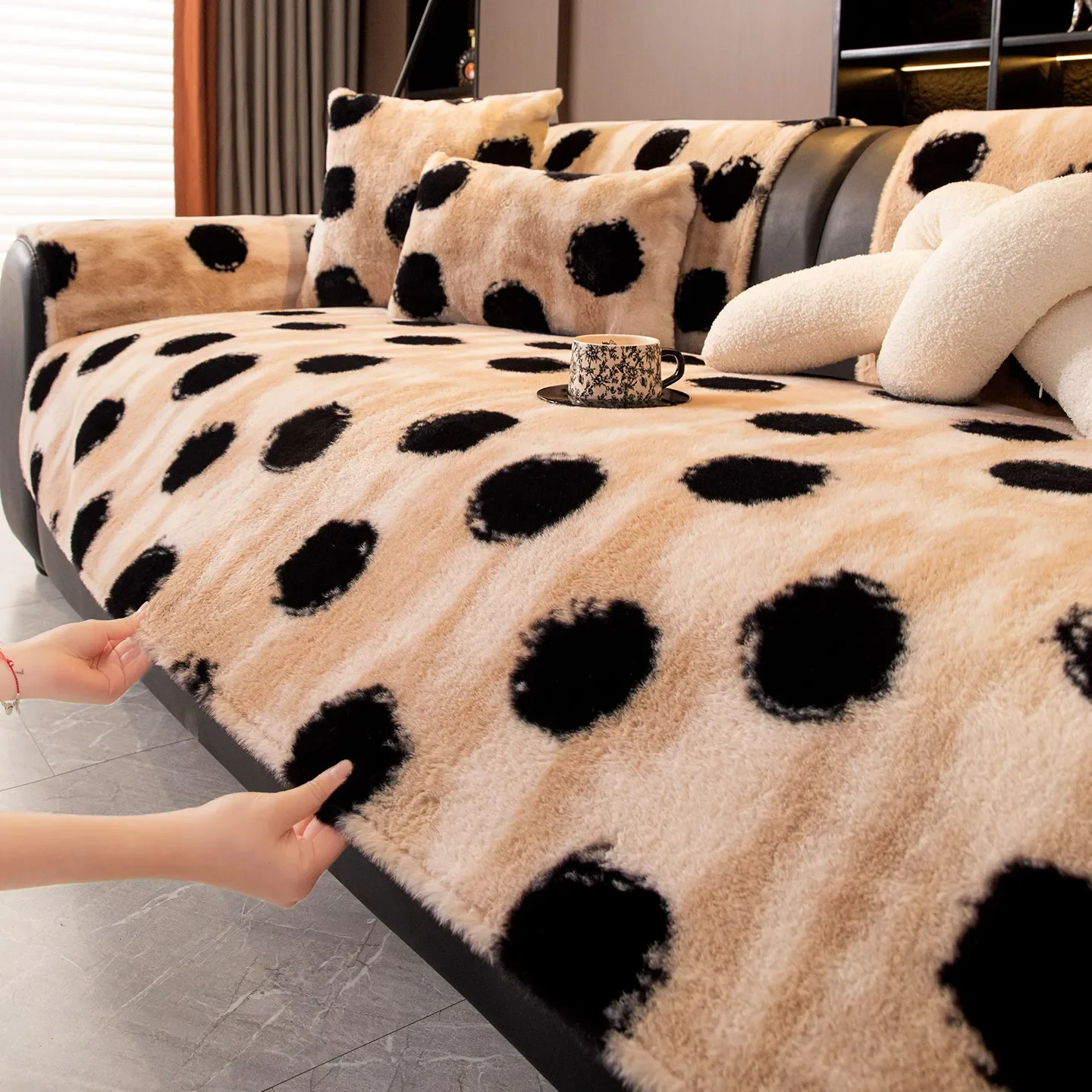 Rabbit Fur Plush Thickened Sofa Cover Heat Retention Warmth Comfortable Anti-Static Winter New Fixed Non-Slip Cushion Sofa Cover