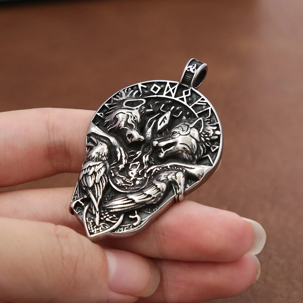 Fashion Vinatge Viking Wolf Necklace for Men Women 316L Stainless Steel Compass Pendant Biker Amulet Jewelry Gift Dropshipping