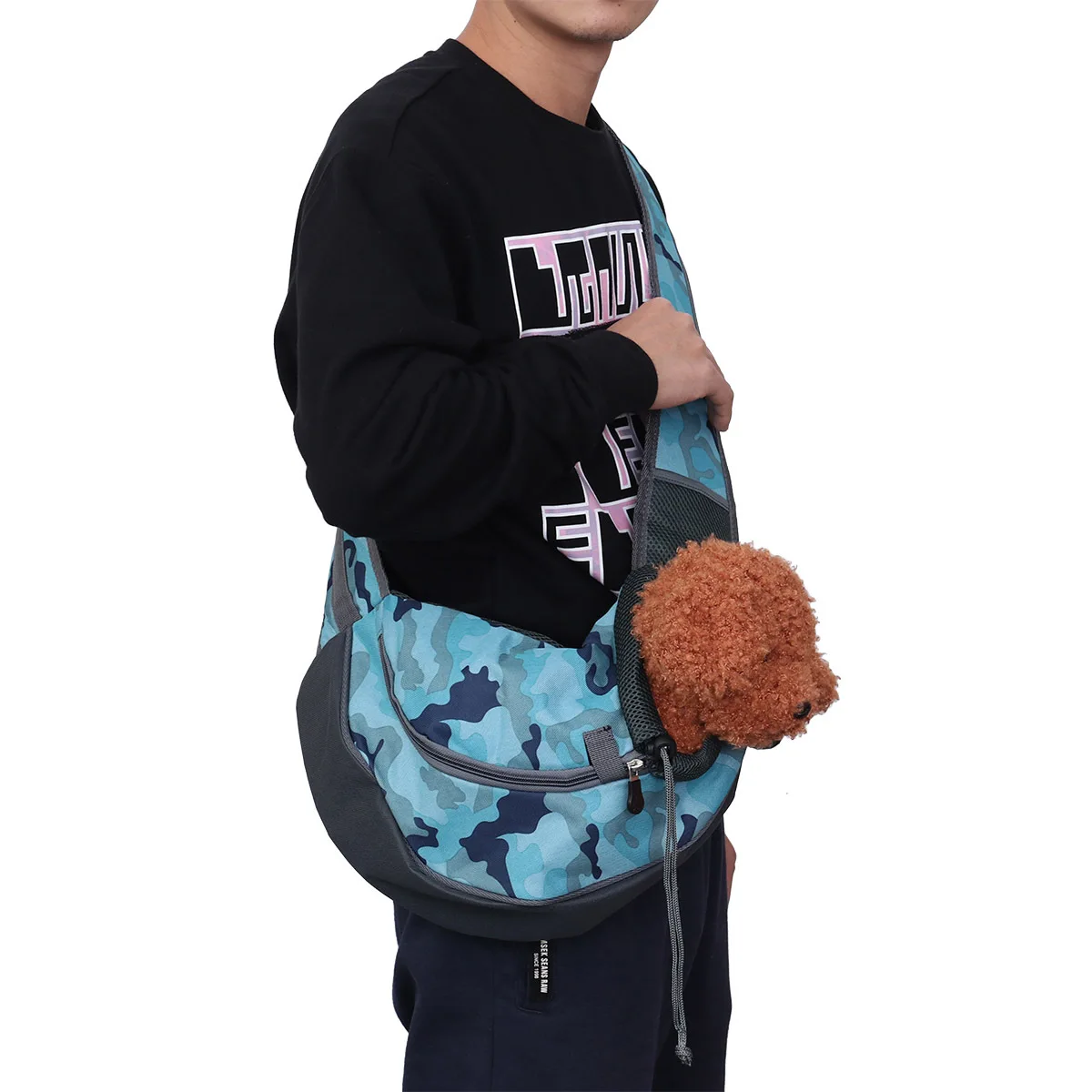 

Dog Shoulder Bag Pet Sling Carrier Lightweight Breathable Design for Outdoor Travel Vet Visits Comfortable Fit - Size S Blue