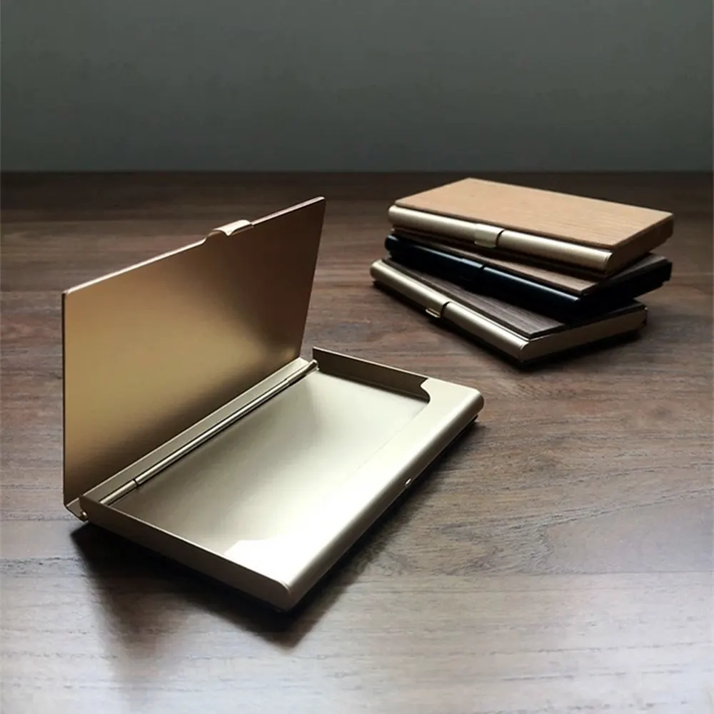 

Мужской роскошный чехол для визитных карточек, водонепроницаемый держатель для визитных карточек из нержавеющей стали, креативный металлический кошелек, держатель для визитных карточек