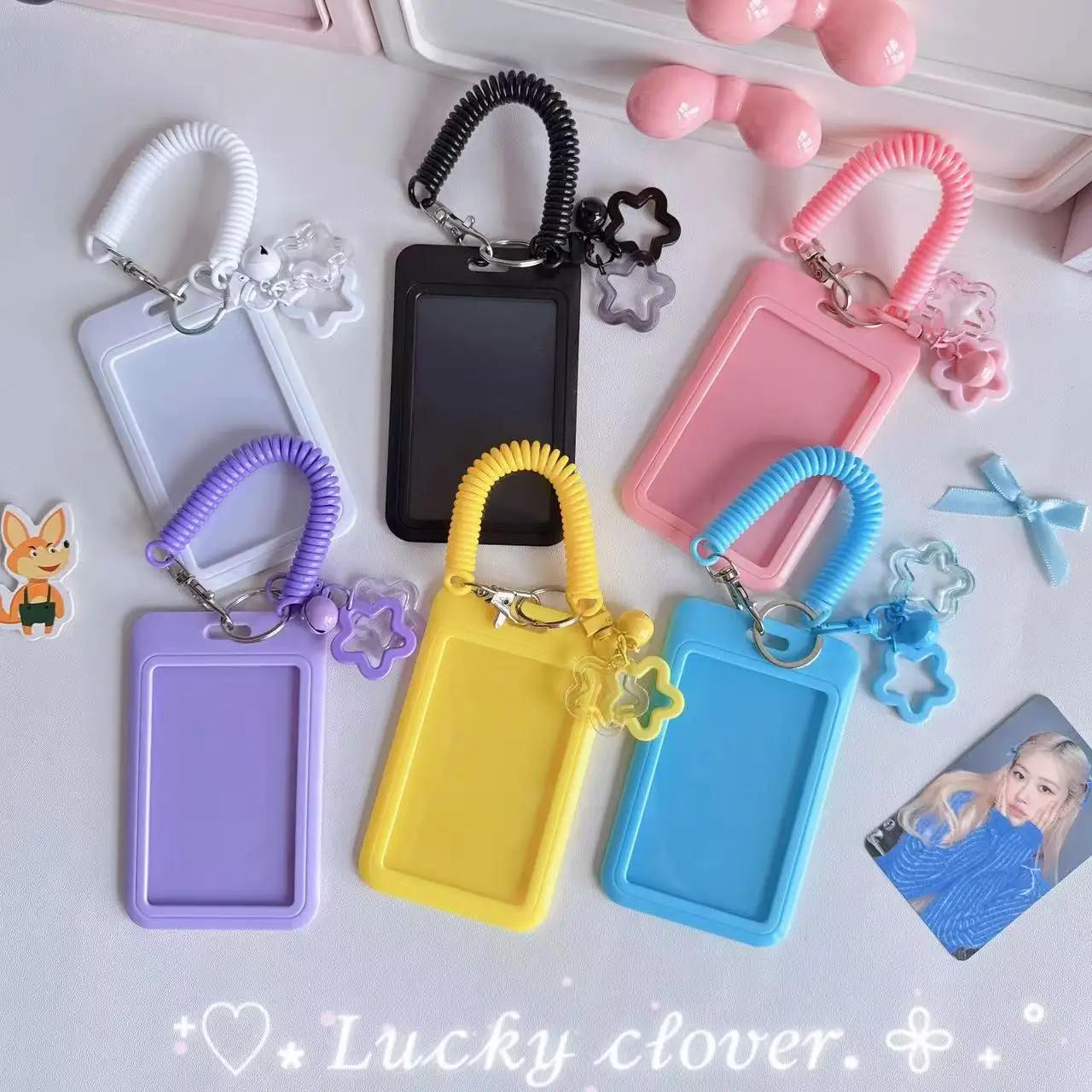 1/2pcs Colorful star-shaped retractable plastic ID card holder with keychain Cute and practical suitable for bus cards campus ID