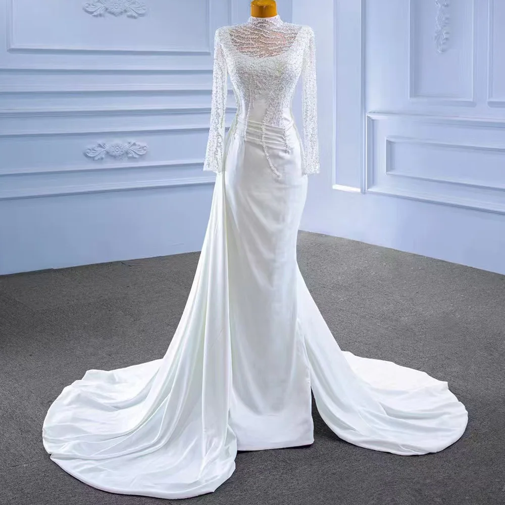Charming Customized Turtle Long Sleeves Lace Up Back Wedding Dress Beading Pearls Sequined Wedding Gown