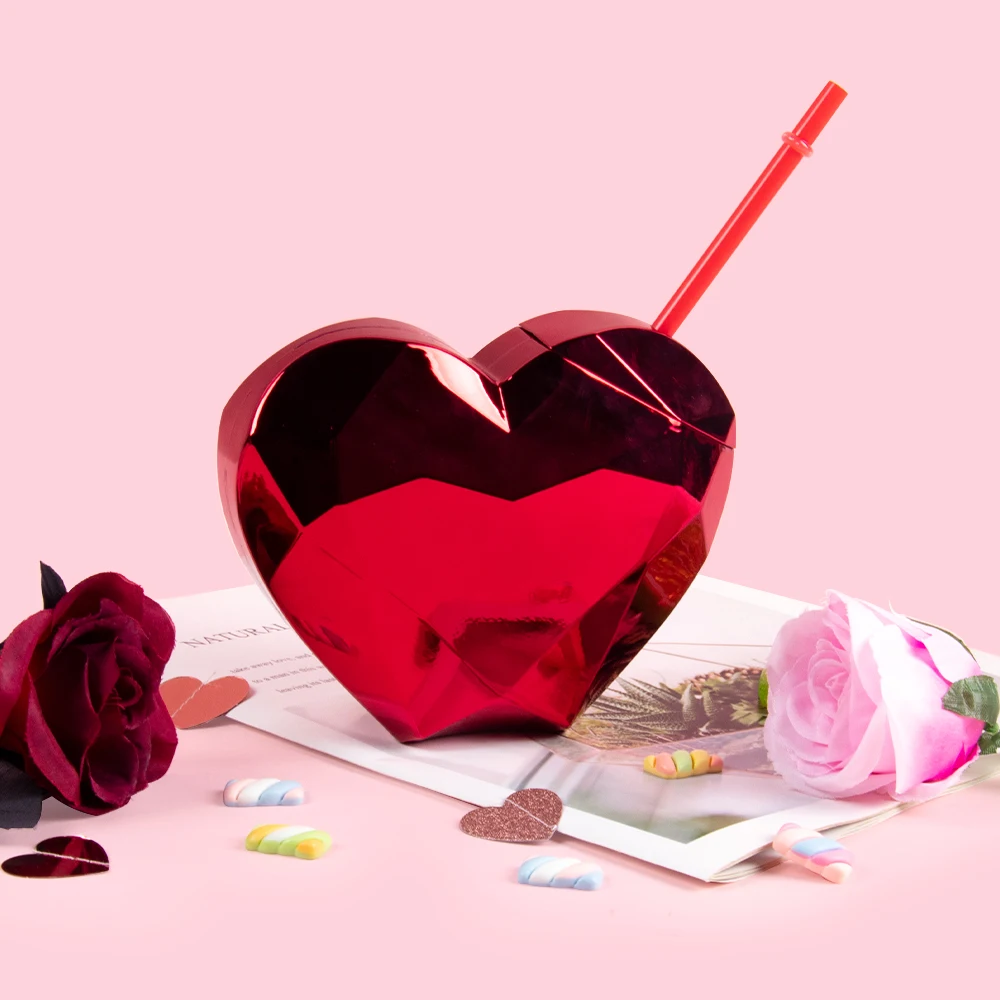 1pcs Red Pink Heart Shaped Plastic Straw Cup Water Bottle Valentine\'s day gift Disco Cup Wedding Bachelorette party supplies
