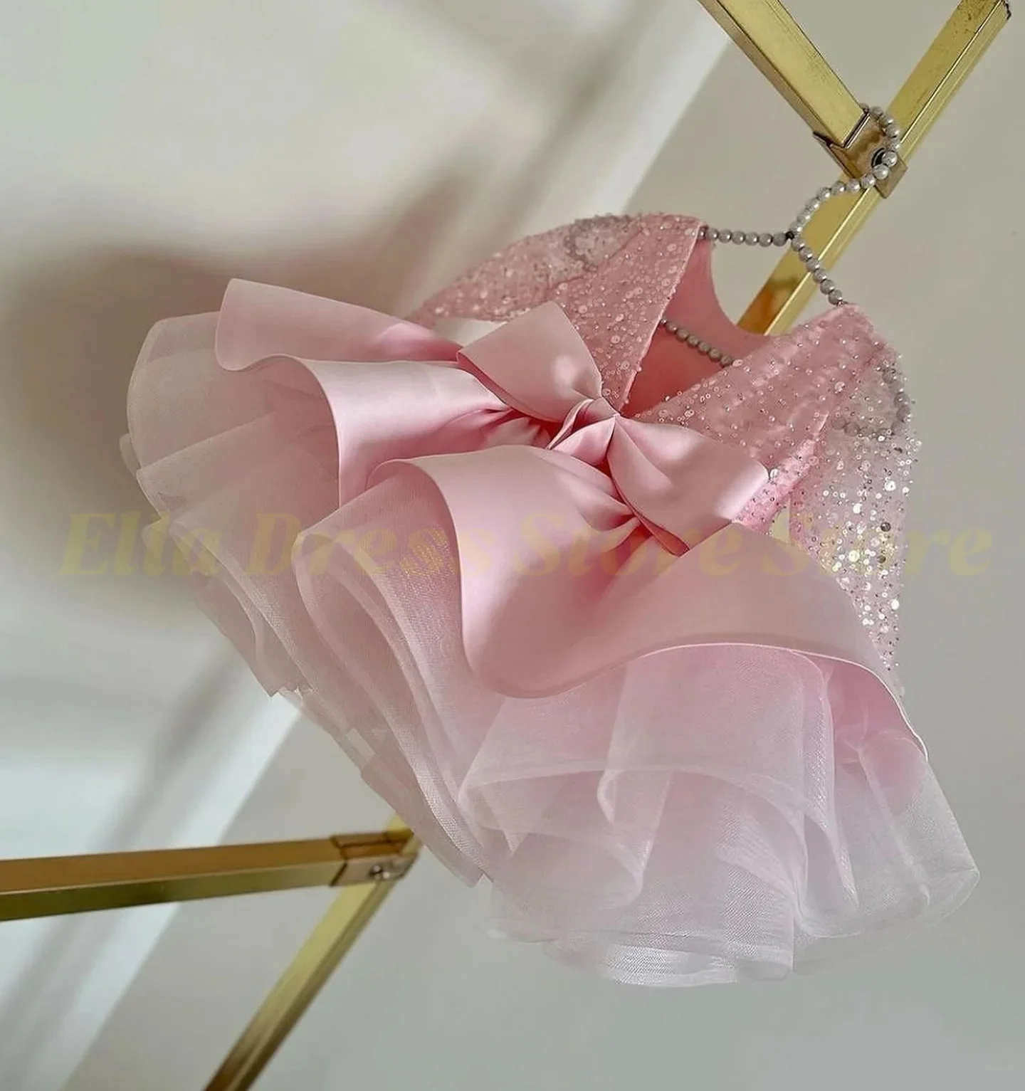 Blumenmädchenkleid mit Cape Prinzessinnen-Ballkleid Baby-Mädchen Geburtstagsparty-Kleider Glitzer Erstkommunionkleid Maßgeschneidert Großhandel – Detail 3