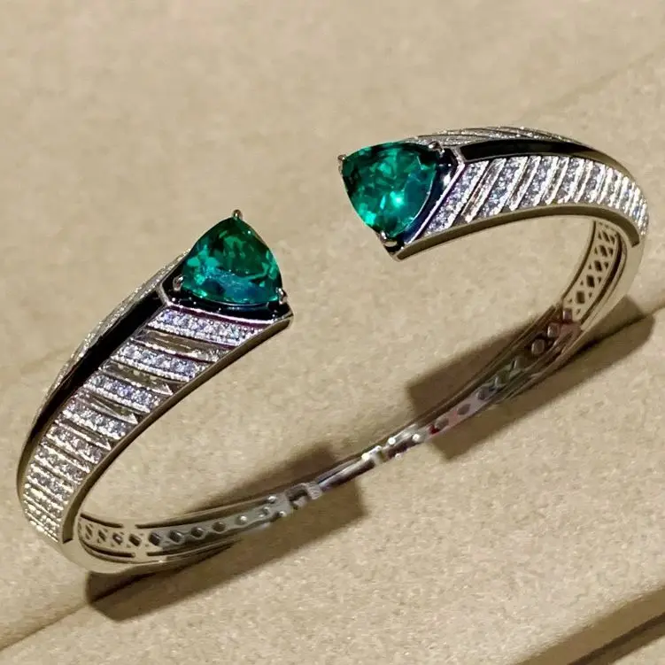 New 925 Sterling Silver Black Enamel High Carbon Diamond Triangle Cut Lab Emerald Green Cuff Bangle Bracelet Luxury Fine Jewelry
