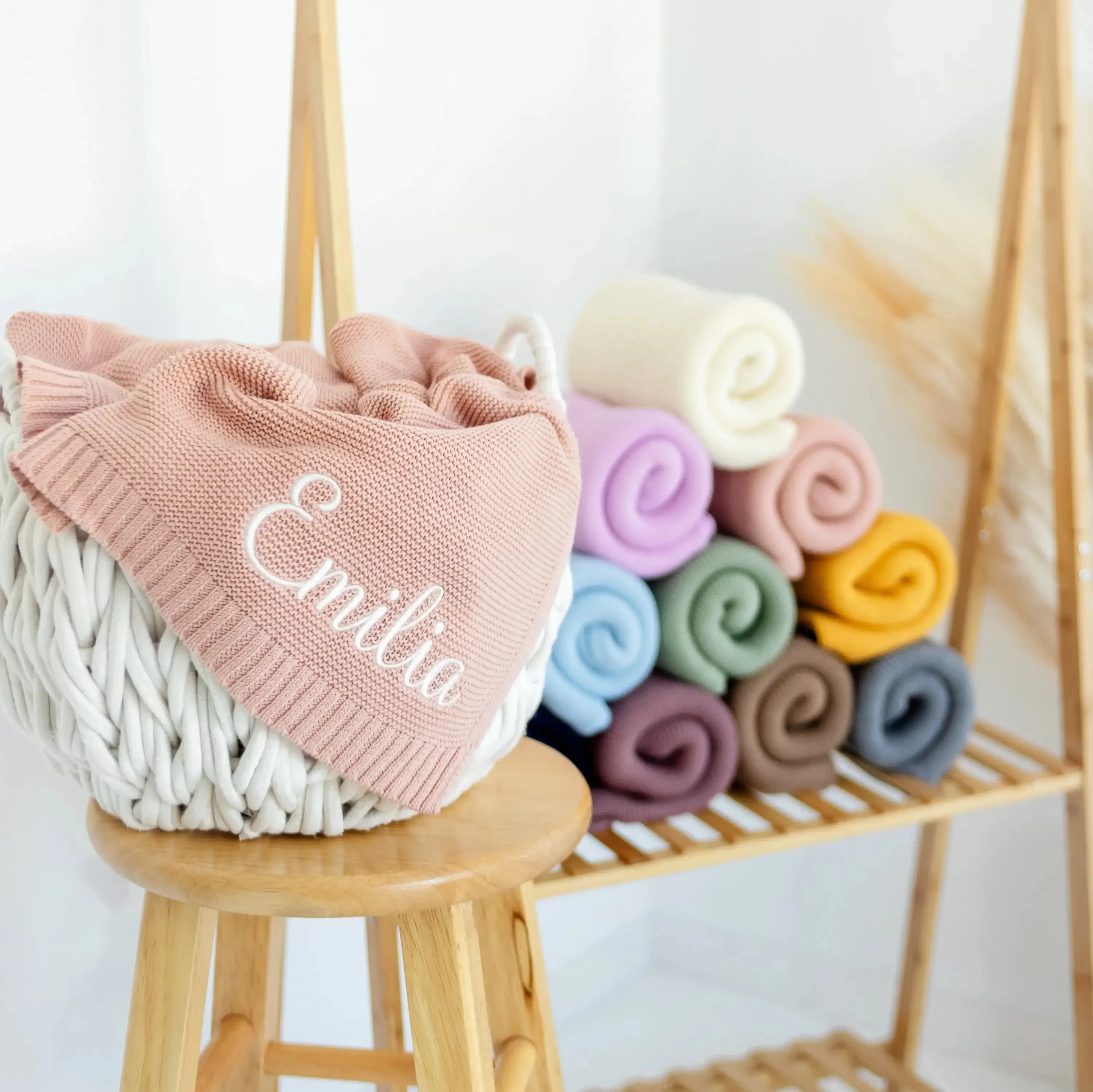 

Personalized Baby Gifts Wrapping Blanket，With Name Custom Knitted Baby Blanket，Embroidery Name Newborn Children Gift Blanket
