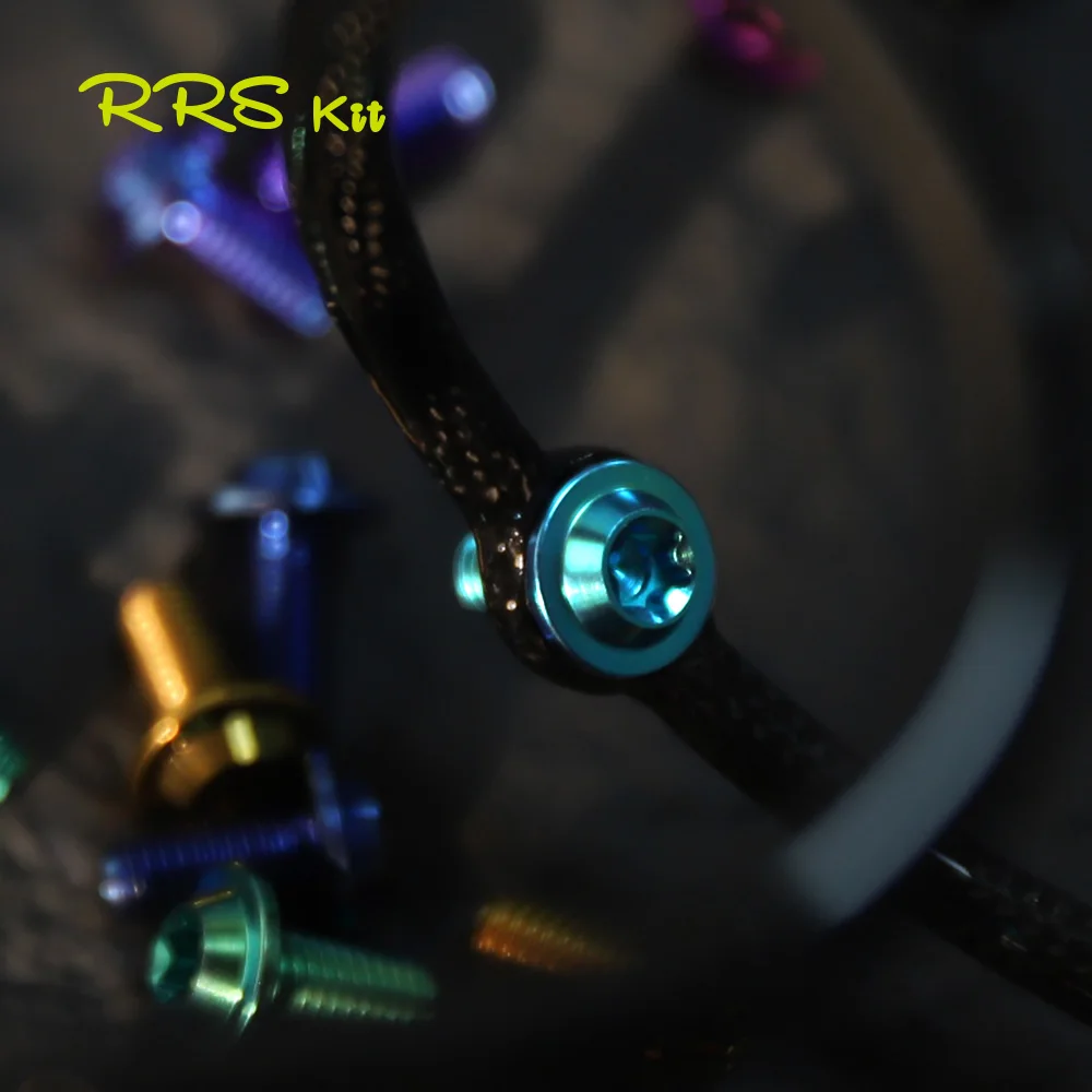 RRSKIT M5 * 10 سبائك التيتانيوم خفيفة 3 جرام حامل زجاجة ماء للدراجة مسامير حامل غلاية الدراجة مقاومة للاهتراء برغي متعدد الألوان