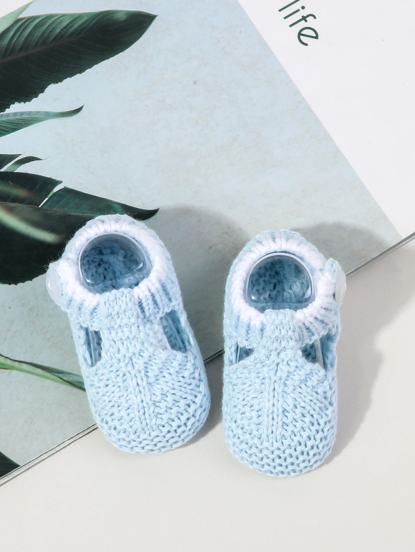 Neue gestrickte Babyschuhe für 0-3 Monate, warm, weich, bequem, mit Cartoon-Muster, für Kleinkinder, rutschfeste Sockenschuhe für Kleinkinder – Detail 23