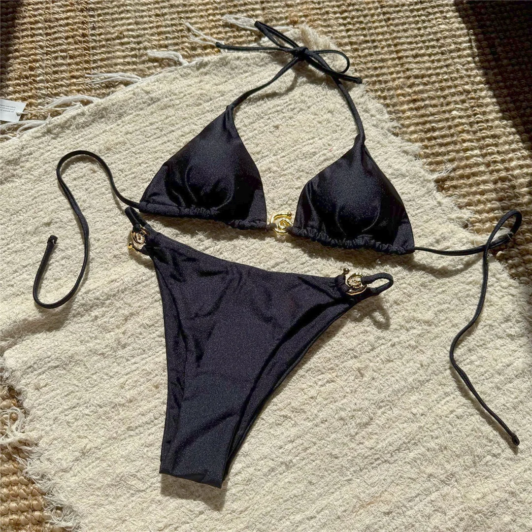 Neuer, verführerischer Bikini mit Metallringen und Neckholder-Ausschnitt, zweiteiliges Damen-Bikini-Set, Damen-Badebekleidung, gepolsterter Badeanzug, Badebekleidung, Modell V6430L. – Detail 22