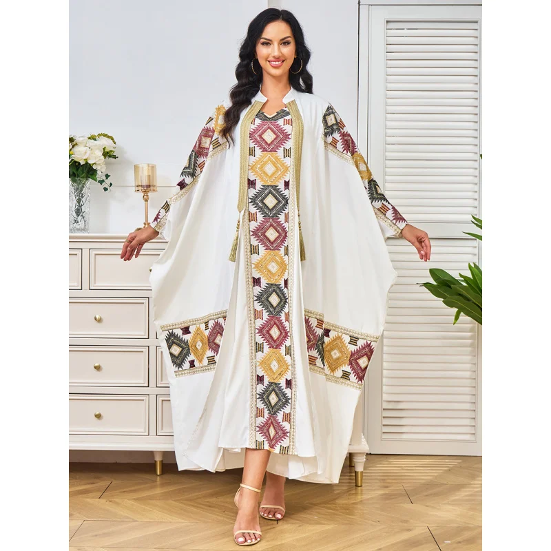 

Middle Eastern New Women's Long Robe Dubai Clothing Embroidered Sequin Cardigan Two-Piece Evening Dress Set