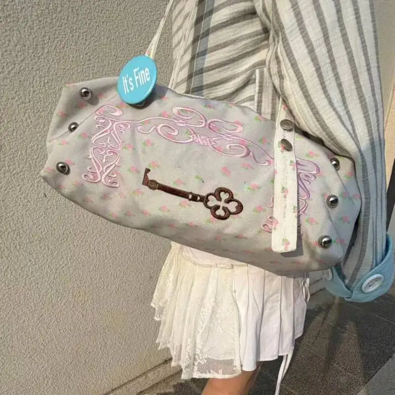 Large-capacity travel bag for women 2026 new model short-trip hand luggage bag gym bag airplane bag universal
