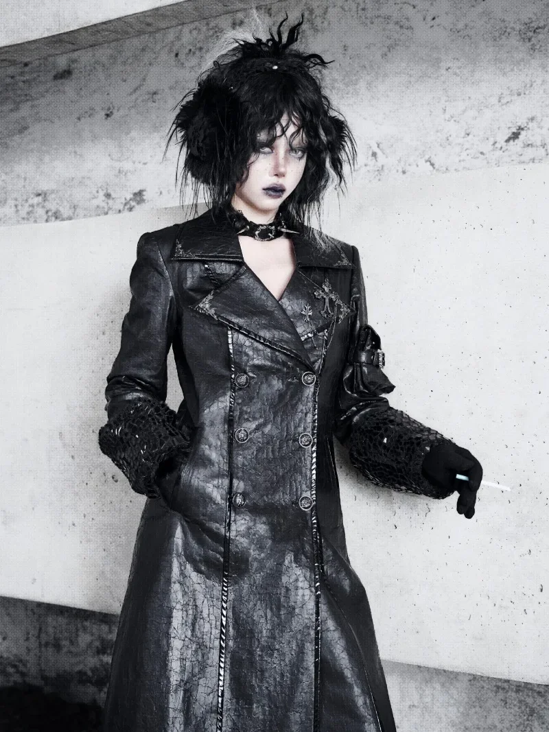 معطف طويل جديد لعام 2025 سترة سوداء متصدعة من الجلد صوف الضأن سميكة مزدوجة الصدر سترة واقية ملابس الخريف والشتاء #4