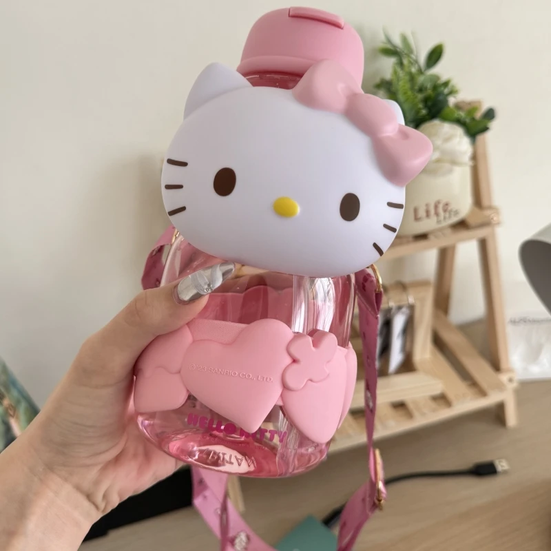 Sanrio  Anime Figur Water Cup Kuromi Melody Tritan Large Capacity Student Kettle With Straw Cartoon Kawaii Children Xmas Gifts