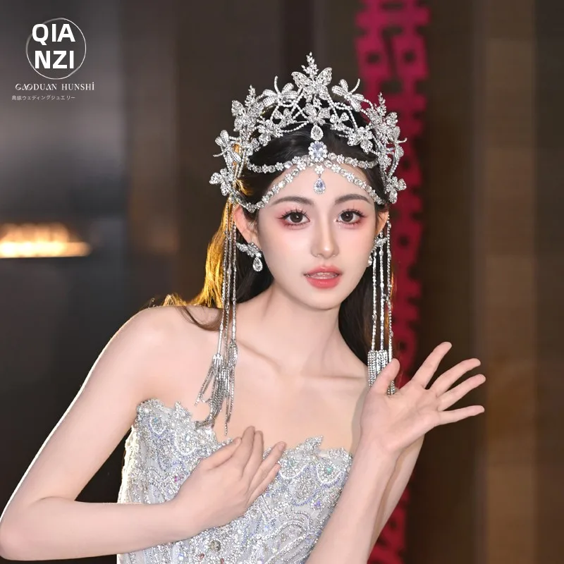 ヘビーウェイトブライドクラウンヘッドウェア眉毛ハートペンダント額飾り高級感ウェディングメインドレスクラウンスタジオアクセサリー