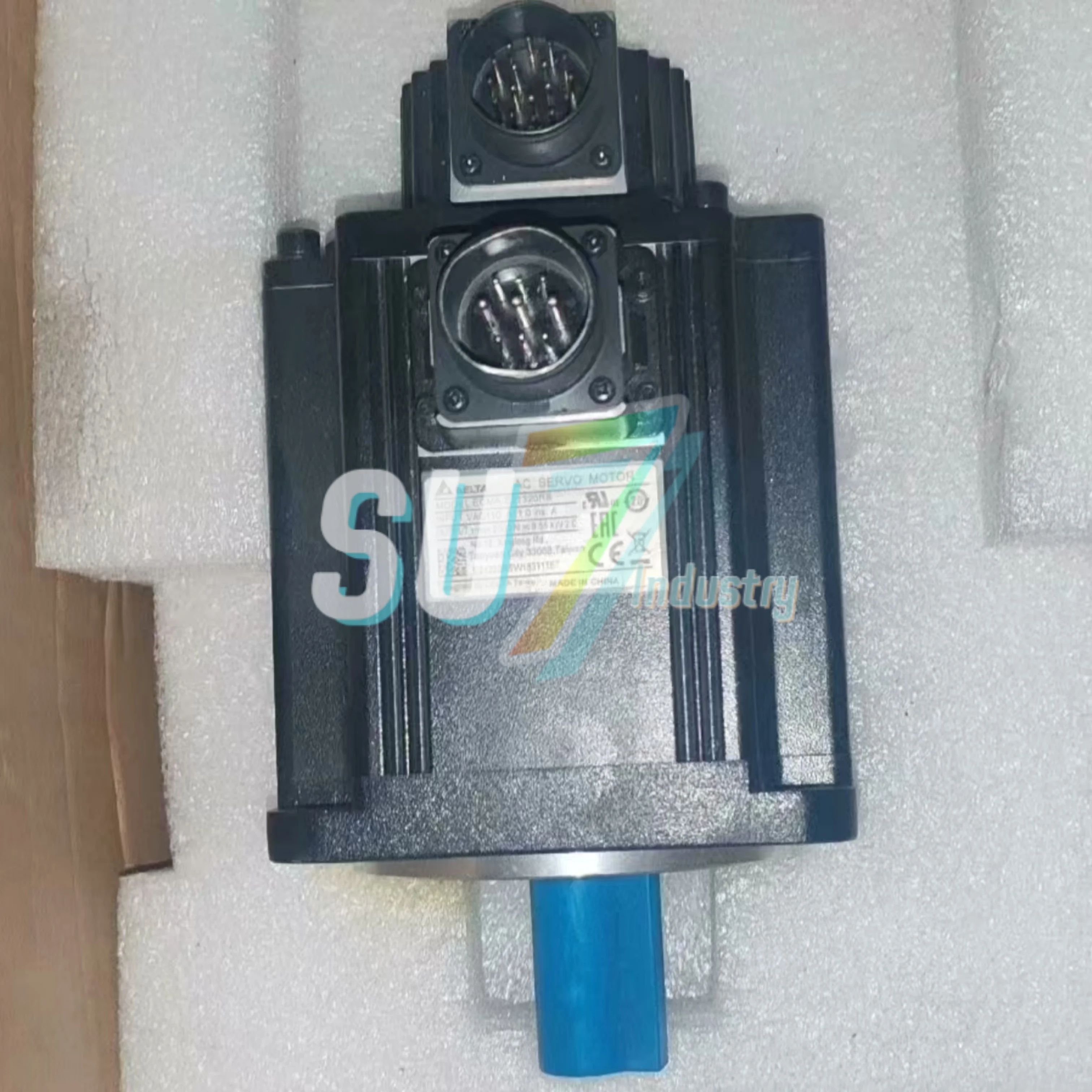 서보 모터 ECMA-E21320RS 새로운 원본