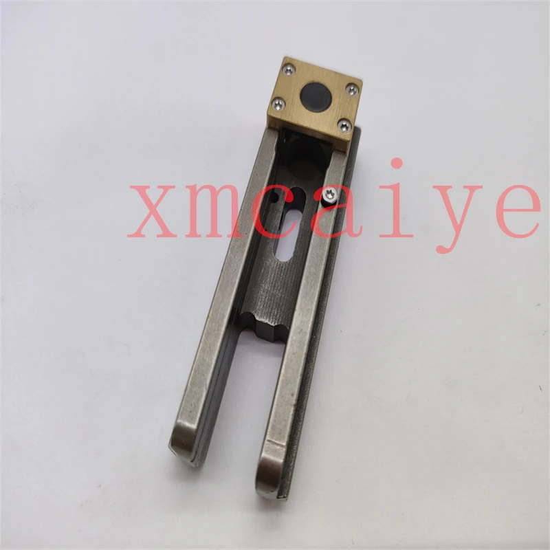 

1 PCS 52/8 Hohner Stitching Head Stitching Machine Part