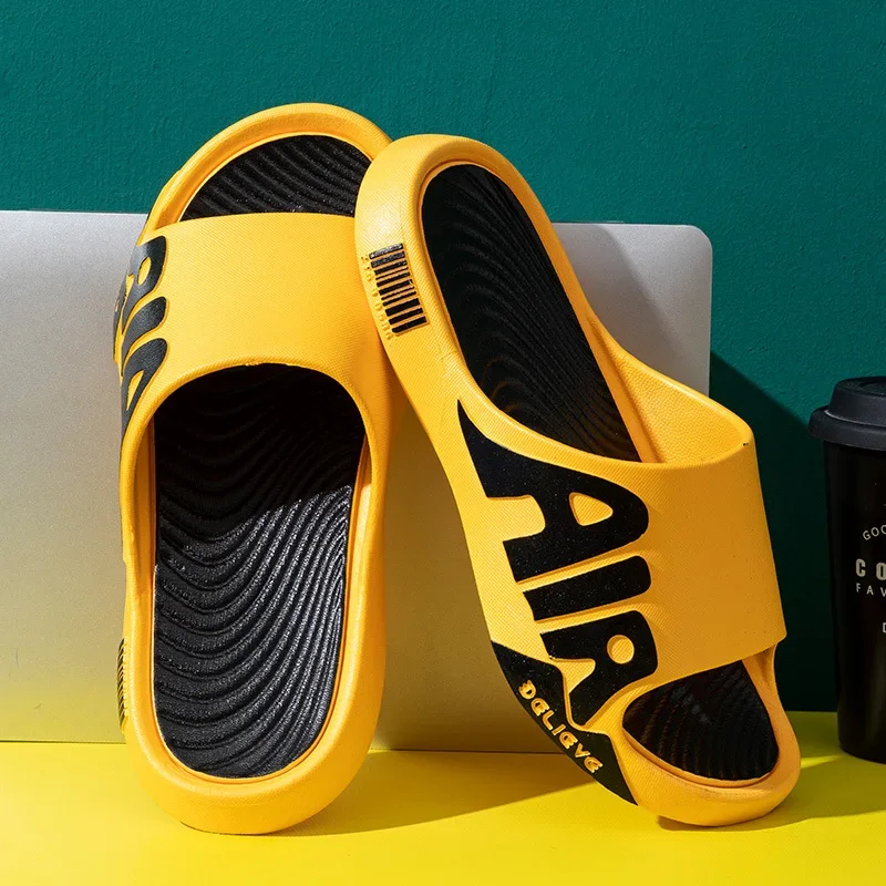 Men's Slippers Summer Cartoon Bear Indoor Soft Thick Sole Anti Slip Women Exquisite Slides Bathroom Beach Outdoor Shoes Couple
