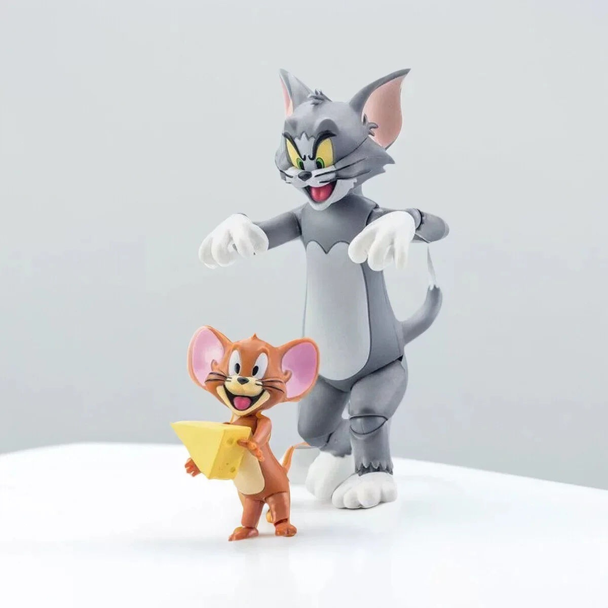 

In Stock GT Dasheng Model Cat and Mouse Motable Doll Hand Puppet Character Model Toy Gift Collection