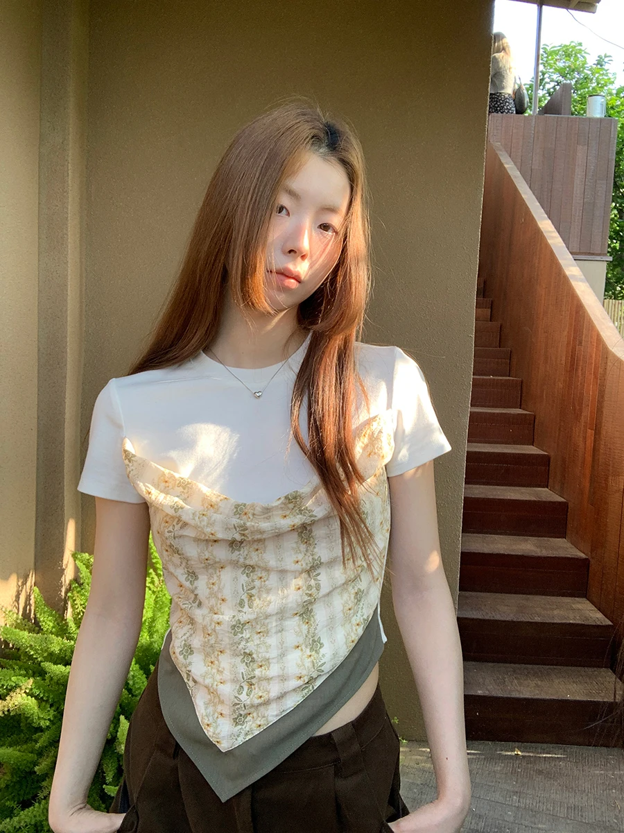 Red Celebri ort Sve T-irt Women's 2025 New Summer oulder Design Sensation ort Sle Personali Top