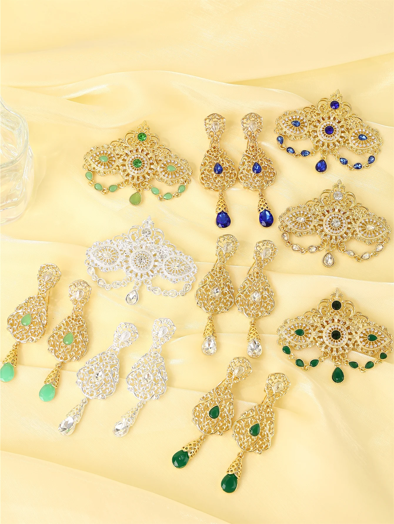 

Moroccan wedding boutonniere earrings set French court retro style ladies' jewelry set for weddings parties.