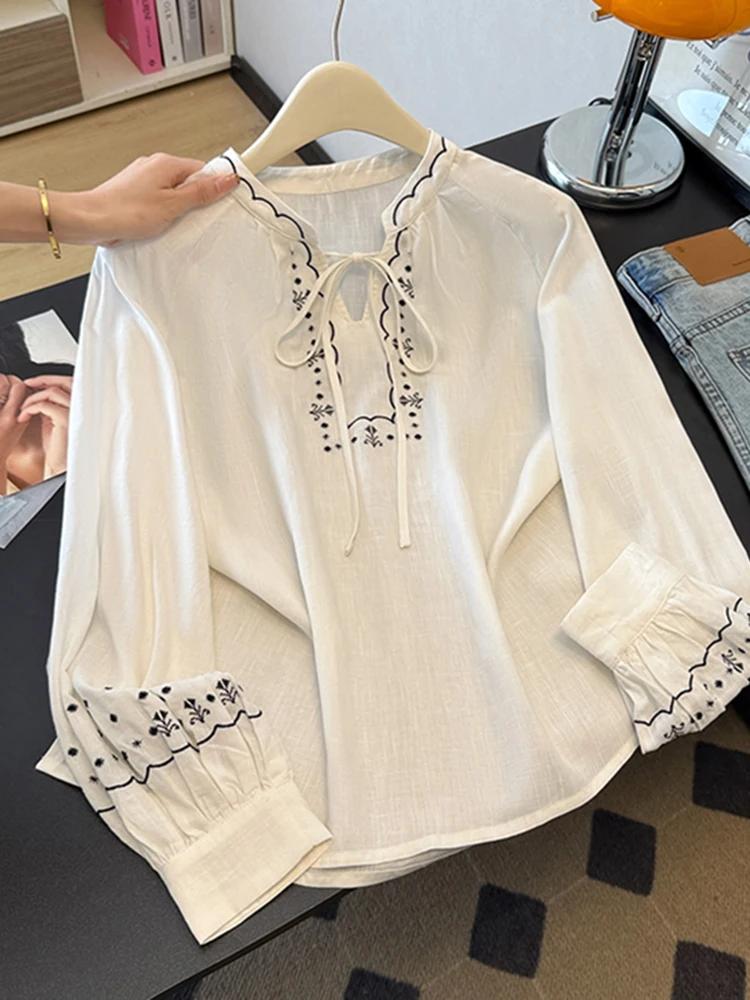 Faionable Long Sve Embroidered irt Women's Spring 2026 Loose Slimming Youthful Ladies' Blouse Korean Sle Belted Splice