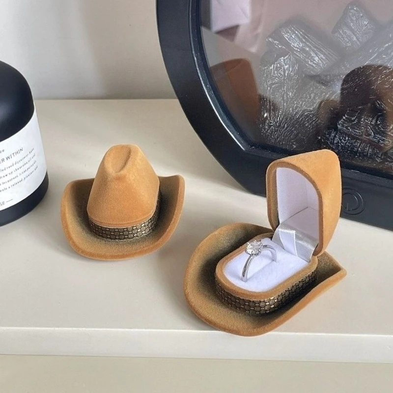 

Creative Design Cowboy Hat Shape Rings Box Jewelry Display Storage Case Bride Wedding Rings Box Ceremony Anniversary Lover Gift