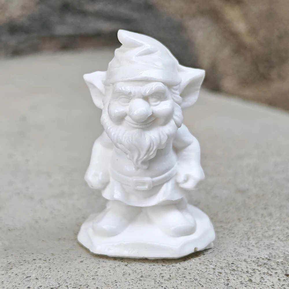 1.8 Inch Goblin Figurine, made of resin, modern style, suitable for interior decoration, living room, housewarming gift, creative desktop ornament, party decoration, Halloween decoration, study room