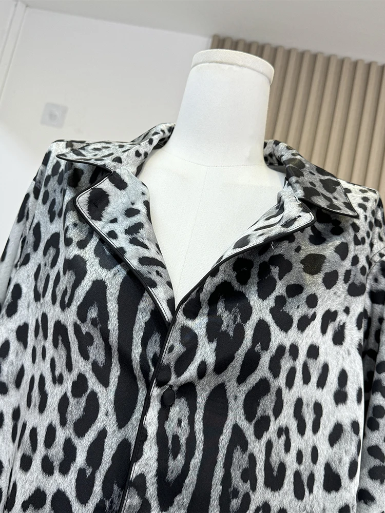 LANMREM, camisa con estampado de leopardo para mujer, solapa, bolsillos informales, cinturón, Tops de una sola botonadura, moda de otoño 2024, Ropa nueva 32C1748