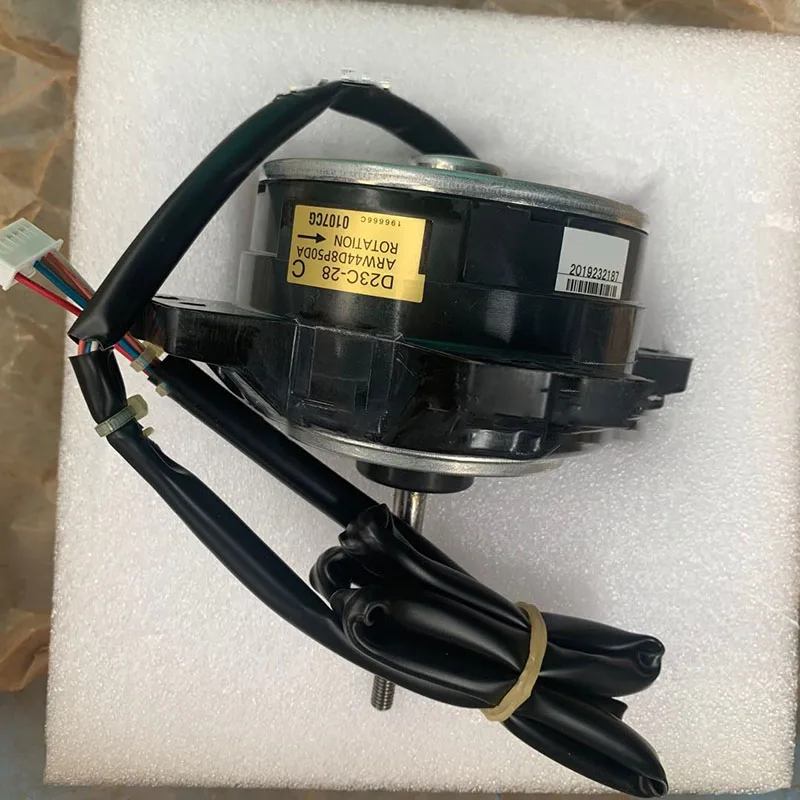 New For Daikin air conditioner fan motor D23C-28 ARW44B8P50DA RXD25DAV2C RXD25DMV2C RXD25DV2C RXD35DAV2C air conditioning parts