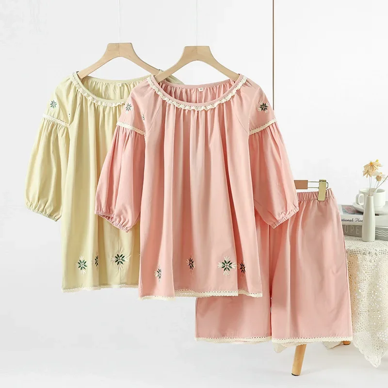 

Новый летний костюм, пижама с короткими рукавами и цветочной вышивкой, женский пижамный комплект, одежда для сна, хлопковая домашняя одежда из двух предметов, свободная домашняя одежда