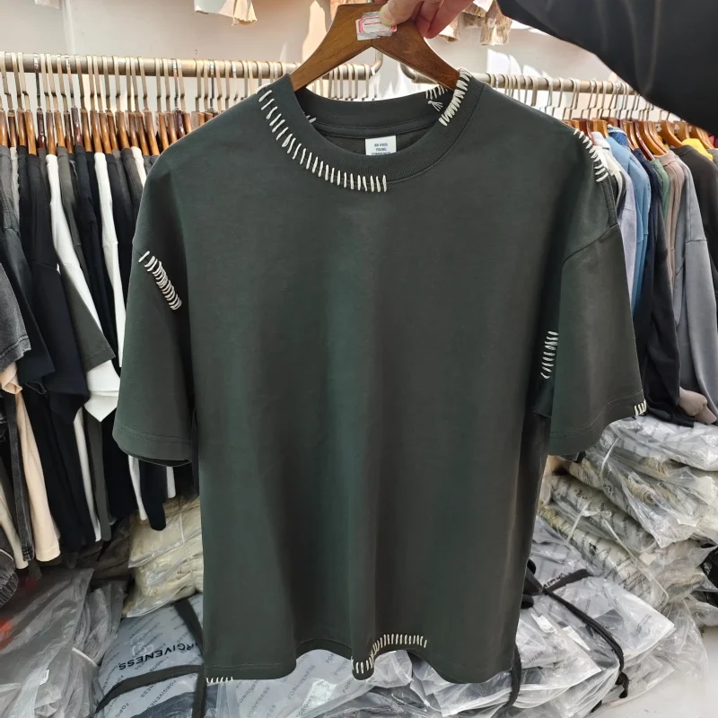 Men's Oversized Dark Gray T-Shirt - Minimalist Casual Tee with Contrast Stitch Decor