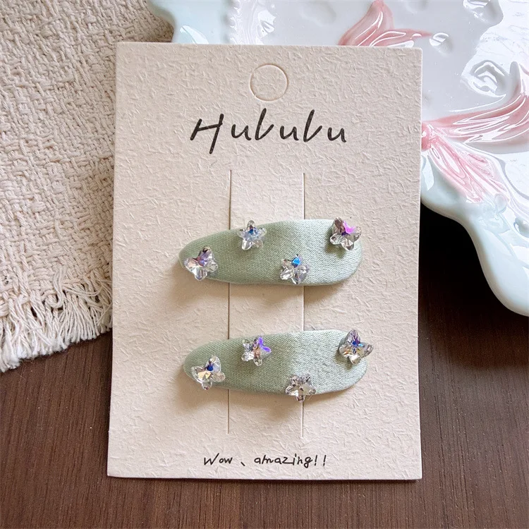 2er-Set Kinder-Haarspangen mit Strass-Schmetterlingen und Sternen, seitliche Haarspangen für kleine Mädchen, niedliche Schnappclips, Haarschmuck – Detail 5
