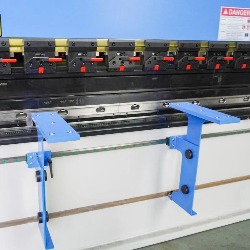 Máquina dobradeira hidráulica controlada CNC de 6 + 1 eixos HARSLE DA58T dobra de chapa de aço da China