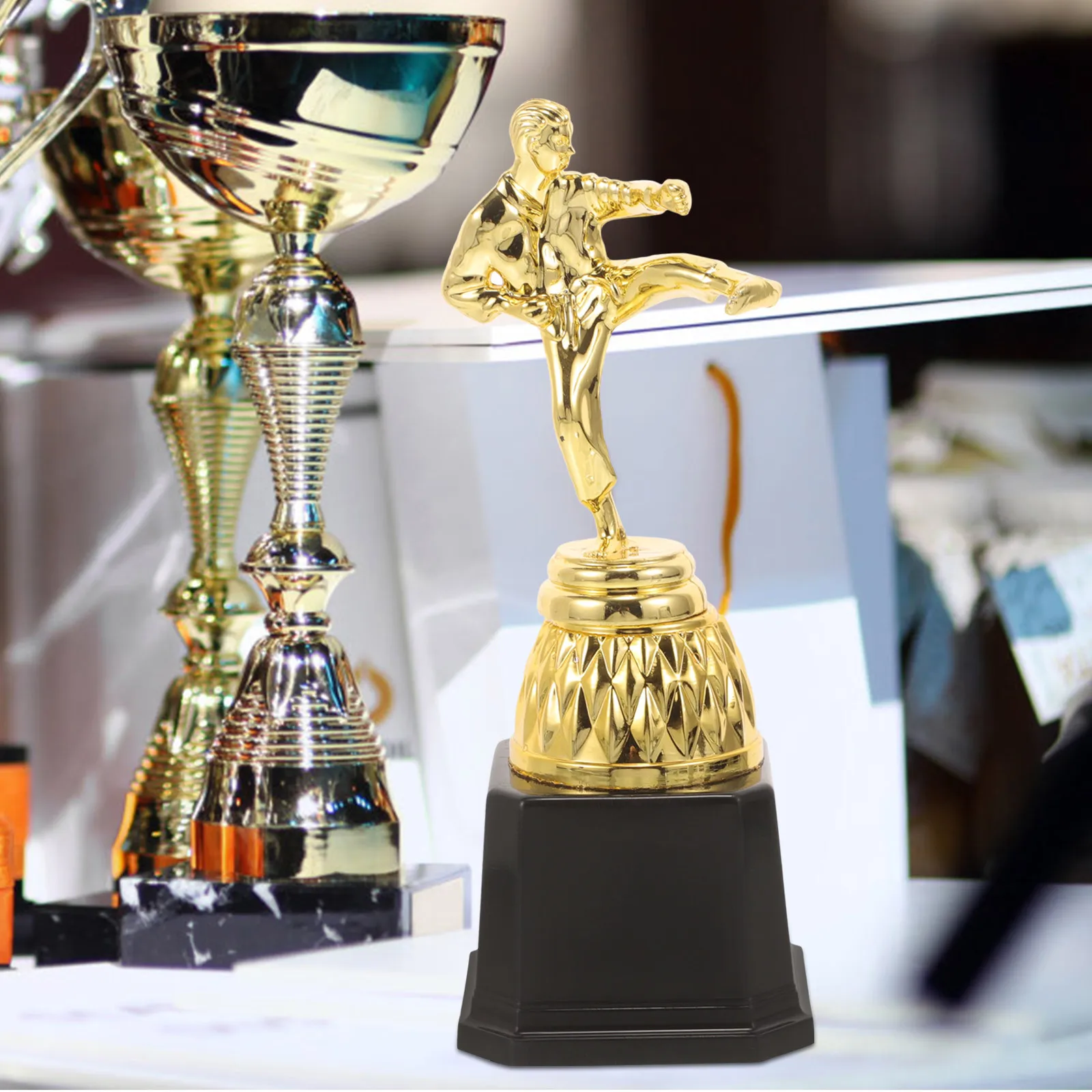 

1Pcs Small Prize Cup for Award Trophy Competition Rewarding Tool Plastic Trophy for School Events Honor Appreciation