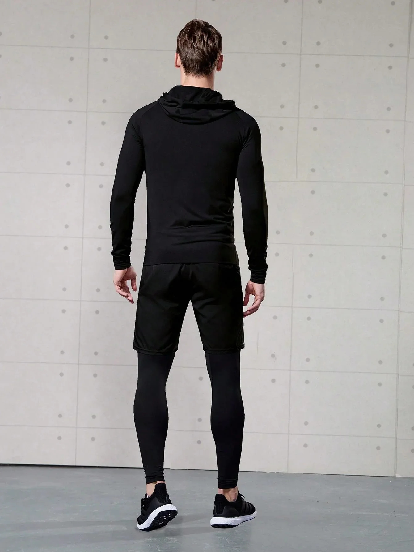 5pcs/Set Men's Compression Fitness Outfit, Sweat-Wicking Long Sleeve Top & Leggings, Breathable Spring/Summer Gym Suit