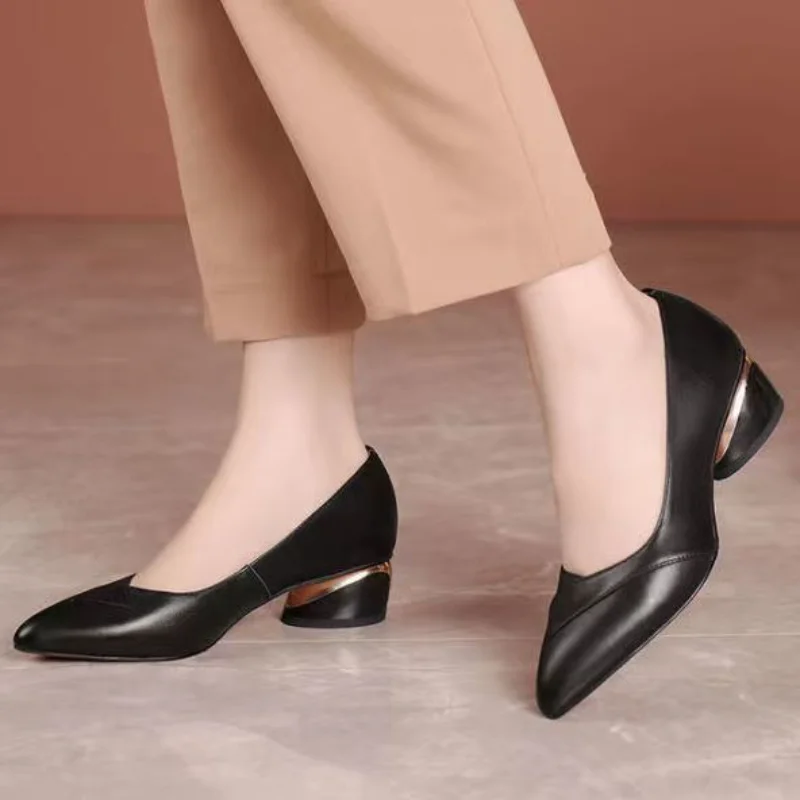 Office Formal Pointed Toe Normal Leather Casual with Medium Heels Shoes for Women 2024 Ladies Summer Footwear on Sale Non Slip