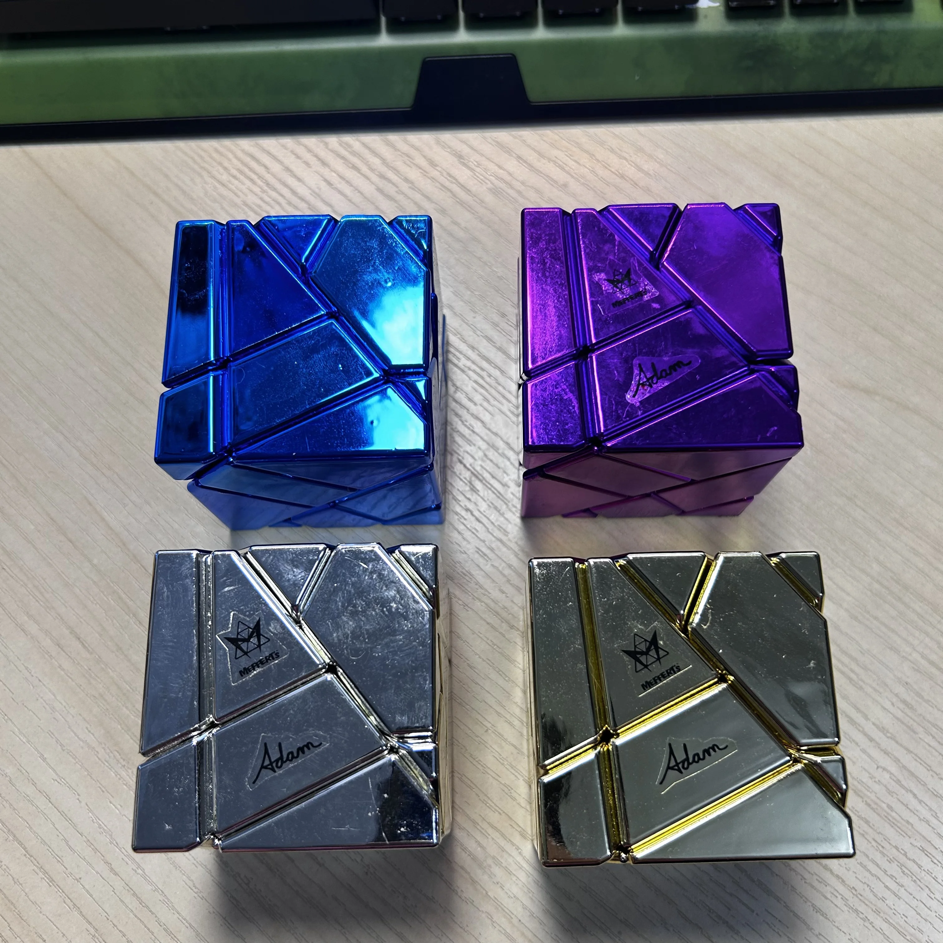 Meffitt’s Puzzle Ghost Cube 3x3 Cube Collection Electroplated Cubo