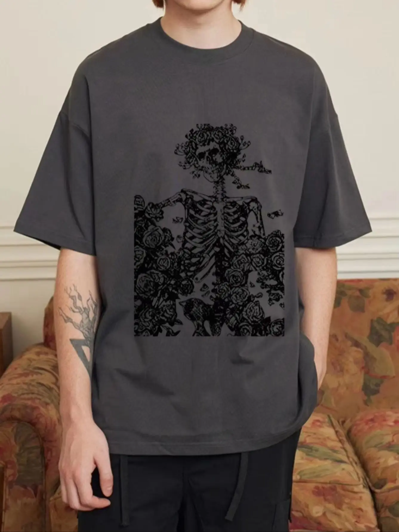 T-shirt oversize męski 2023 Letnie koszulki Dark High Street Gothic Print Skull Bawełniana koszulka z krótkim rękawem Harajuku T Shirt dla mężczyzn — zdjęcie 2
