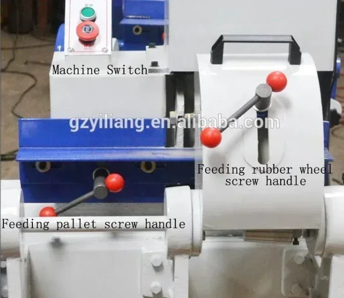 Automatic Centerless Round Pipe Grinding Machine For Aluminium Polishing