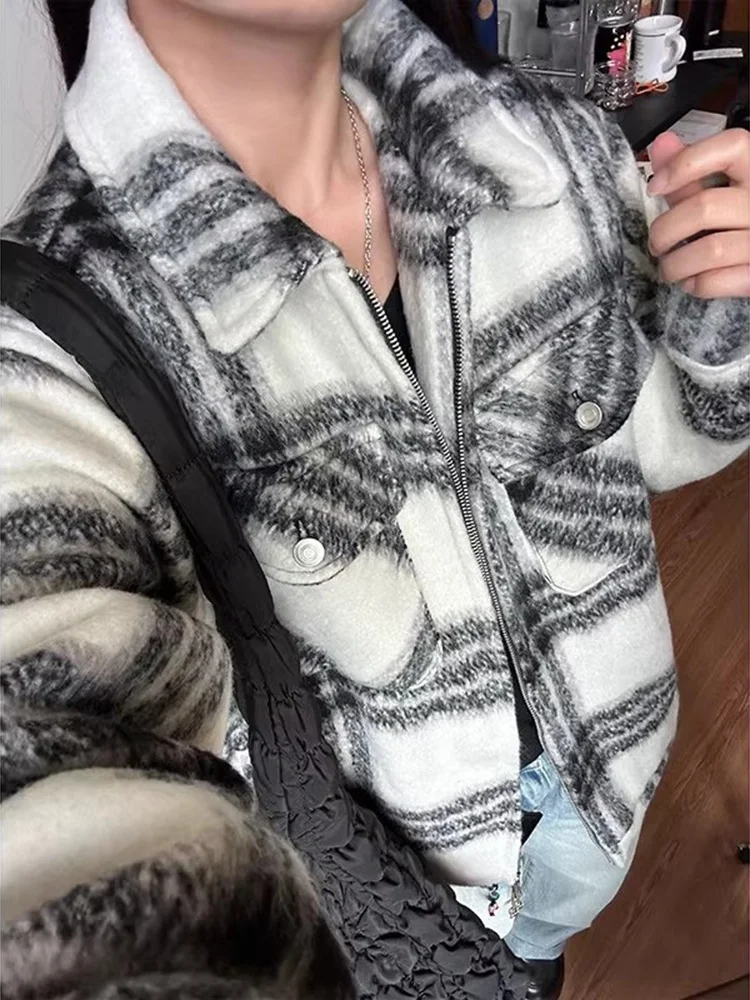 

Thiened Flannel Men's Jaet Winter Warm Casual Sle Zipper Closure Classic Plaid Pattern Cleanfit Design Youth Faion