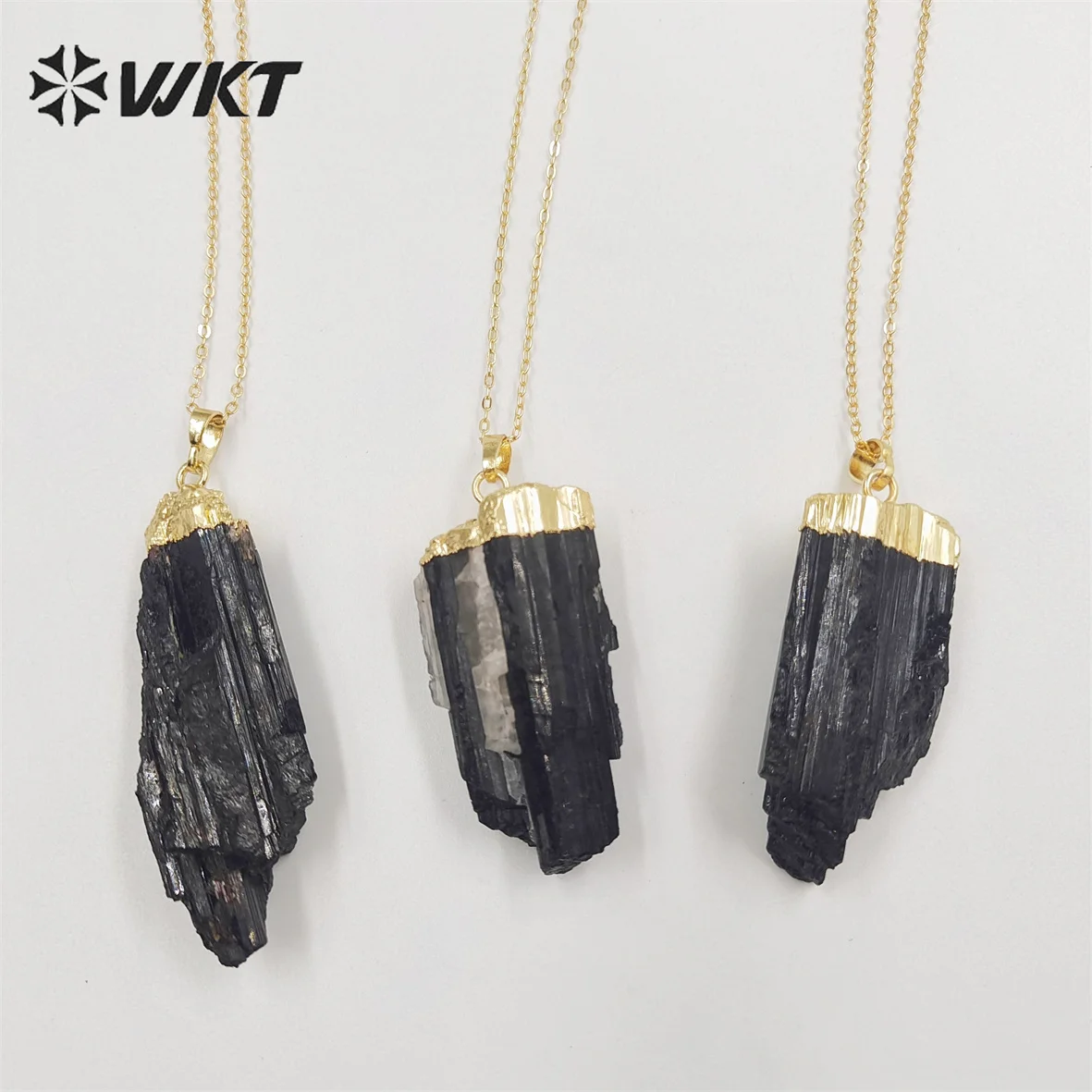 WT-N1405 Amazing Energy Raw black Tourmaline necklace with 18k real gold plated natural black stone necklace in randomly shape