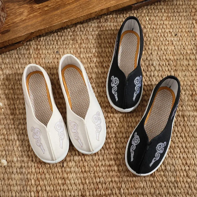Children's Embroidered Cloth Shoes for Boys Girls 2025 New Festival Vintage HanFu Shoes for Kids Flats Soft Sole Casual Shoes