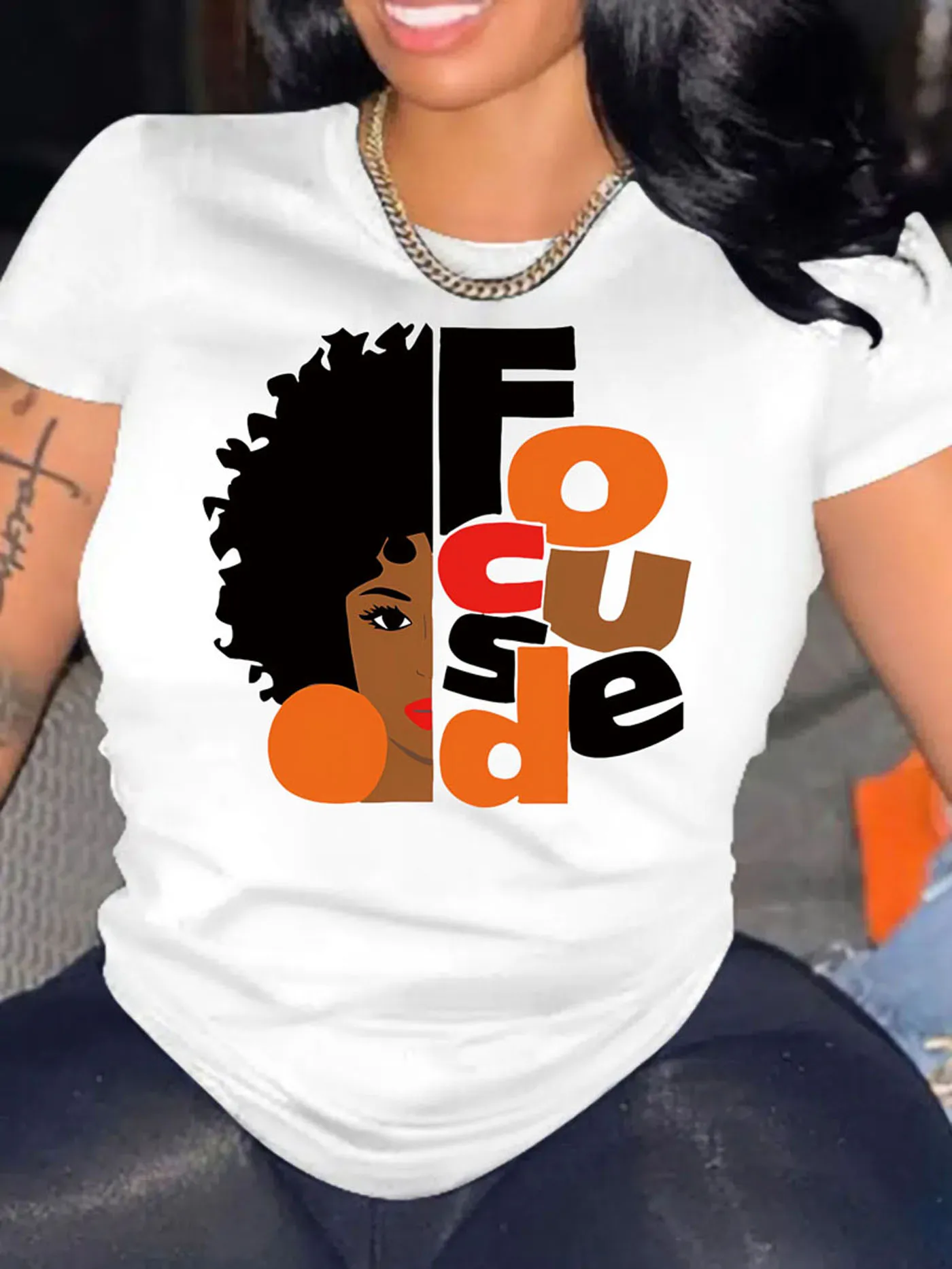 Women's Focused Black  Melanin Woman Graphic Print T-Shirt  Empowering Afro Silhouette  Bold Lettering Casual Short Sleeve Tee