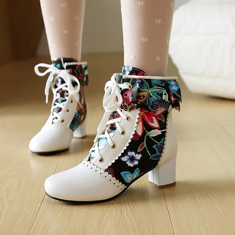 

ORCHALISA Ботильоны с цветочным принтом и круглым носком, квадратный каблук 5 см, ремешок с вырезом, большие размеры 46 47 48 US16 US17 Студенческий белый черный