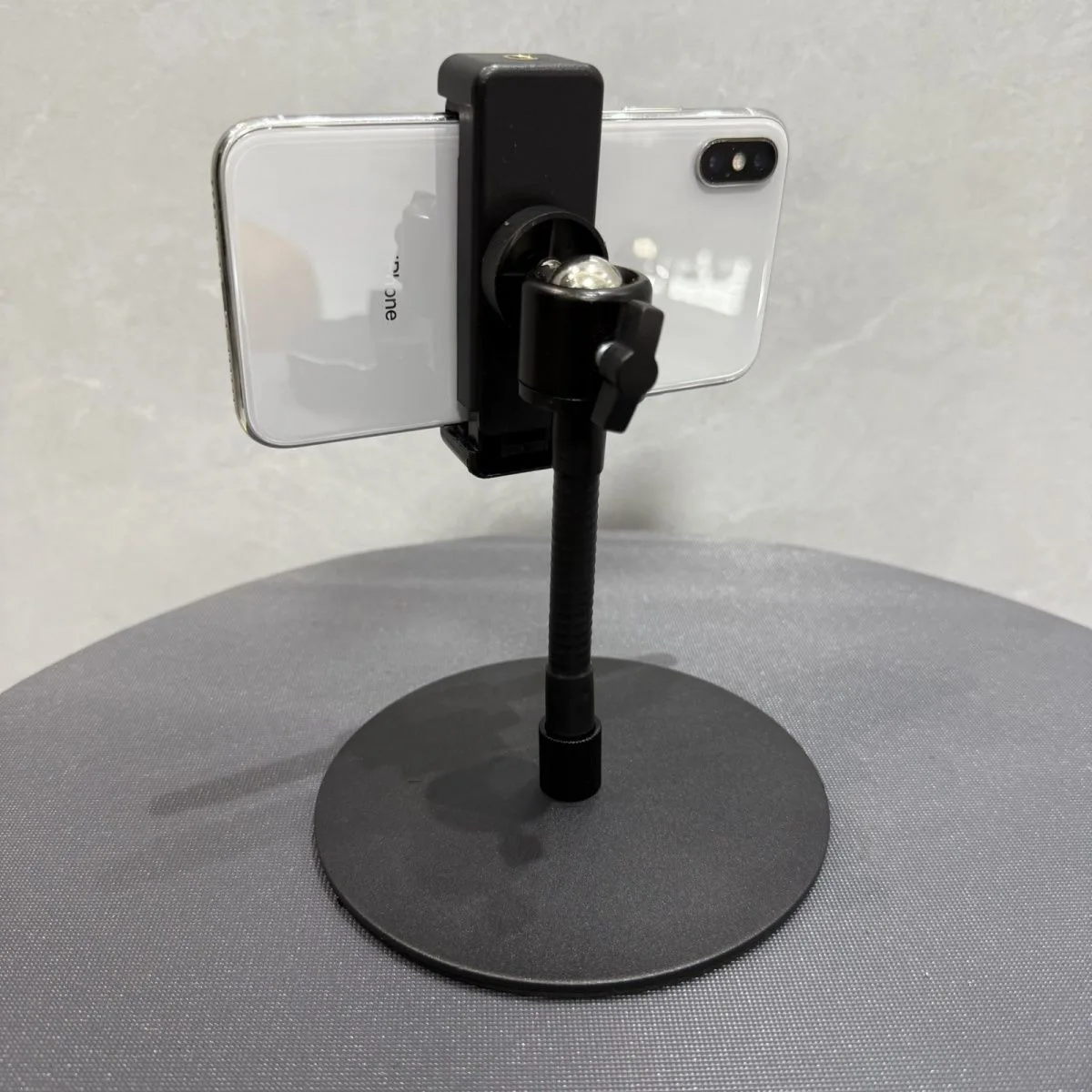Desktop mobile phone metal disc shooting stand, flexible hose adjustment, universal stand, drama and lazy person stand