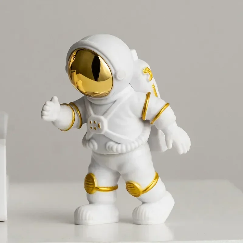 New Resin Astronaut Statue Ornament Spaceman Sculpture Desktop Home Decoration Astronaut Model Car Decoration Creative Kid Gift