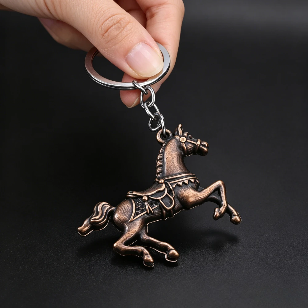 Neuer Modischer 3D Dreidimensionaler Metall-Kriegspferd-Schlüsselanhänger im Retro-Stil, Metall-Rucksack-Schlüsselring, Charm-Anhänger für Männer und Frauen, Auto-Schmuck, Geschenk – Detail 2